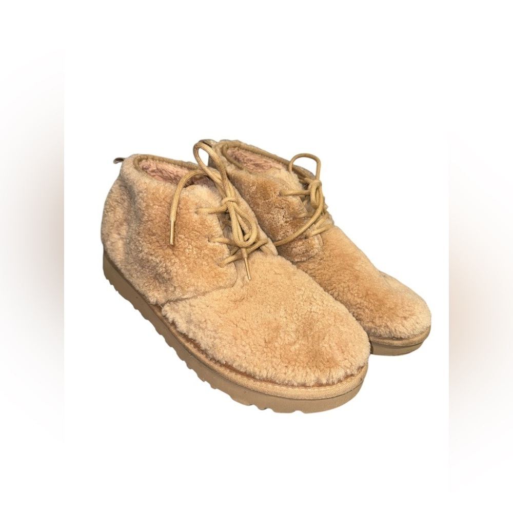 WORN ONCE UGG unisex Neumel Cozy lace up fluffy ankle boots in chestnut SZ 13 - Picture 3 of 8